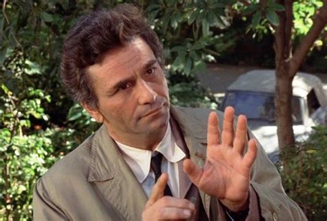 ¿Buscas un viaje nostálgico al pasado con una pizca de misterio y la maestría de Peter Falk? ¡Descubre Columbo, el detective que siempre parece estar un paso atrás!