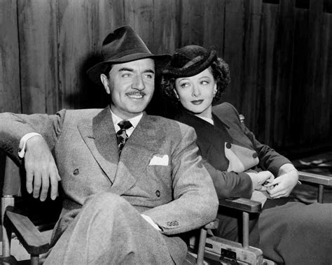  The Thin Man, una comedia detectivesca ambientada en la alta sociedad con William Powell y Myrna Loy.